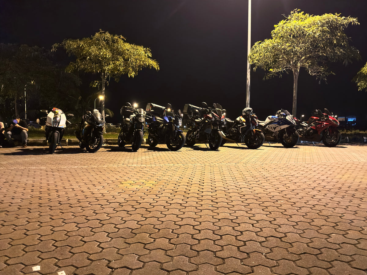 LionHead riders